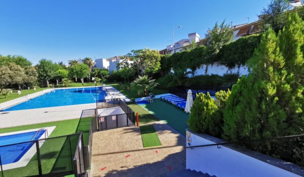 El Ayuntamiento de Espiel abre la licitación para la barra de la Piscina Municipal de cara a la temporada 2026