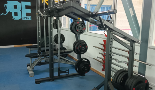 El Ayuntamiento de Espiel revoluciona el entrenamiento municipal con nueva maquinaria de última generación