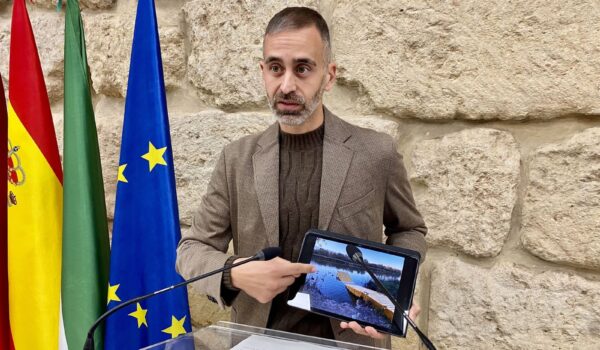 El PSOE urge a Córdoba a seguir la estela de municipios como Espiel para liderar la escalada y el montañismo